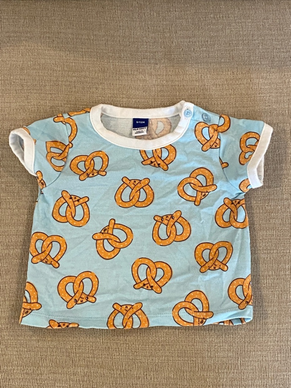 Old Navy Pretzel Shirt